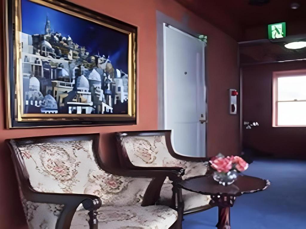 Arabian Art Hotel & Gallery Onjuku Esterno foto