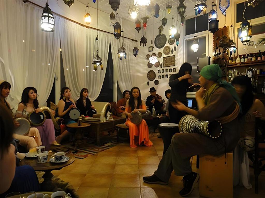 Arabian Art Hotel & Gallery Onjuku Esterno foto